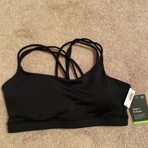 NWT Gap Fit Eclipse Medium Support Sports Bra- S